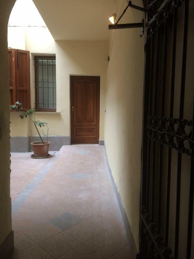 Suite Del Borgo - Affittacamere - Guest House โบโลญญา ภายนอก รูปภาพ