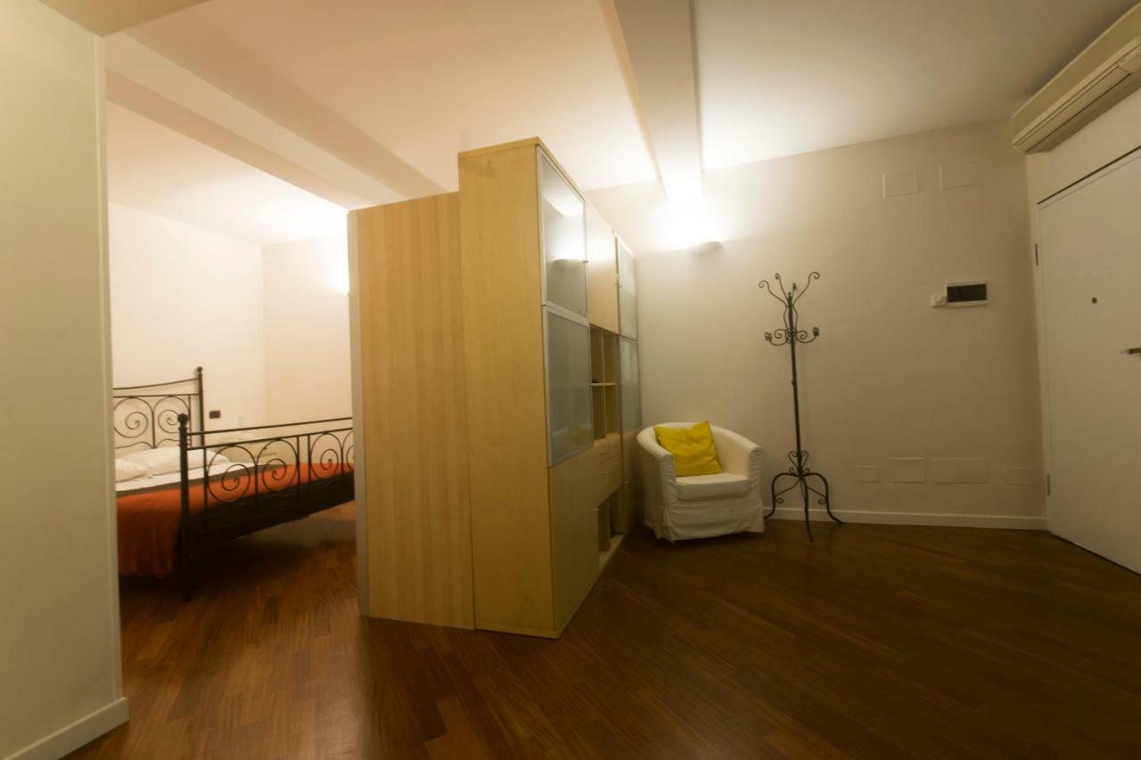 Suite Del Borgo - Affittacamere - Guest House โบโลญญา ภายนอก รูปภาพ