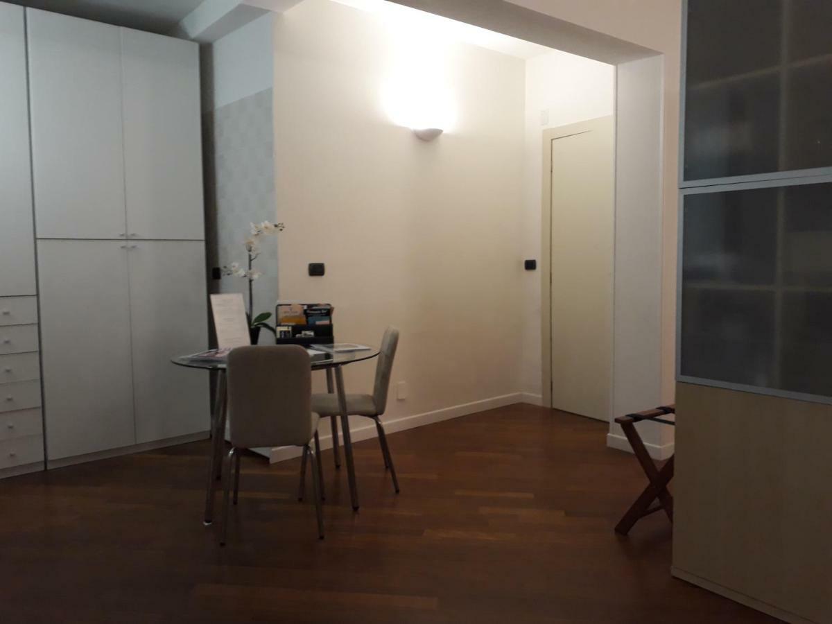 Suite Del Borgo - Affittacamere - Guest House โบโลญญา ภายนอก รูปภาพ